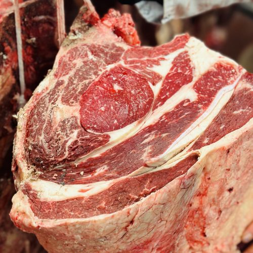 Mardi gras et la tradition du bœuf : un héritage vivant à Rungis